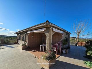Chalet en venta en Vilamarxant