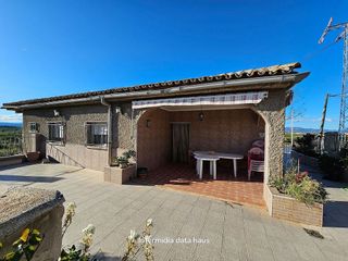 Chalet en venta en Vilamarxant