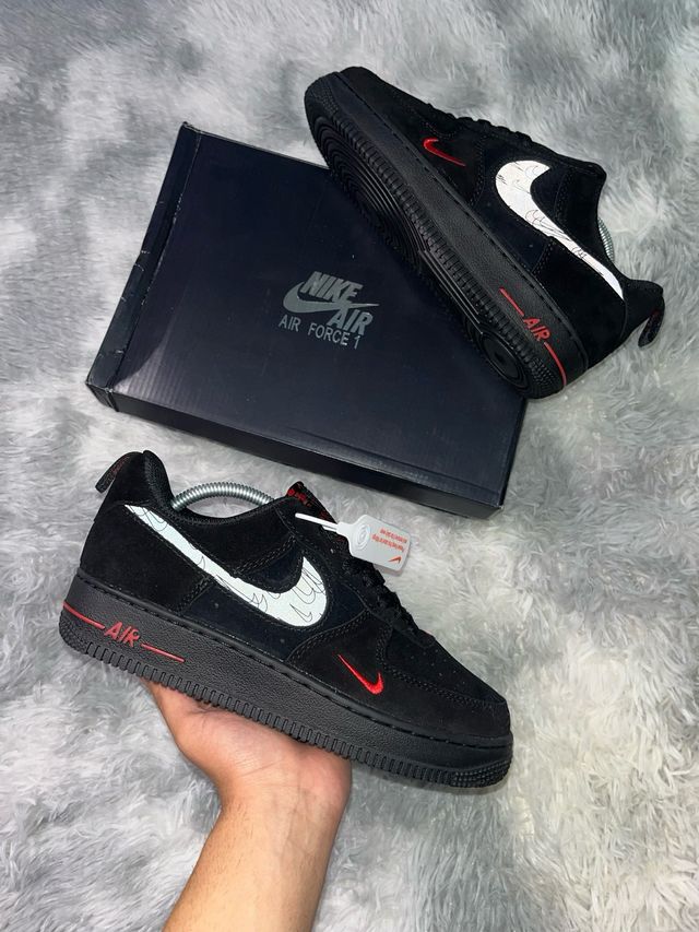 Nike Air Force 1 '07 LV8 Negro/Rojo