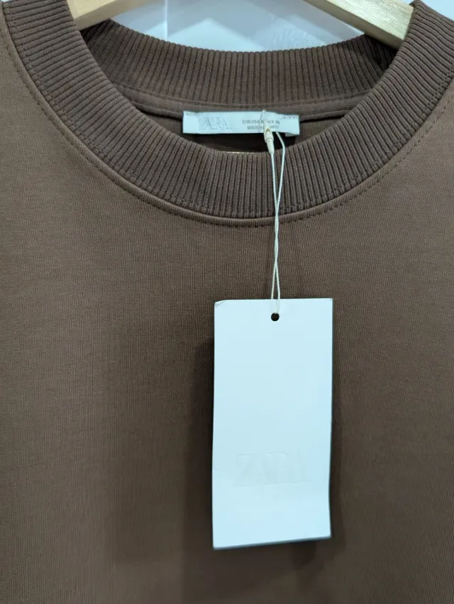 Camiseta Sudadera Interlock Marrón del Zara M