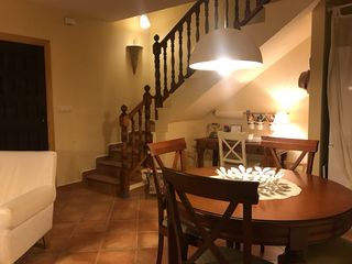 Casa 2 plantas + Terraza mas parcela al Lado.