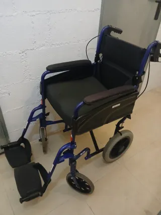 Silla ruedas marca Invacare