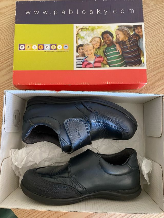 Zapatos Pablosky colegiales talla 29 azul marino