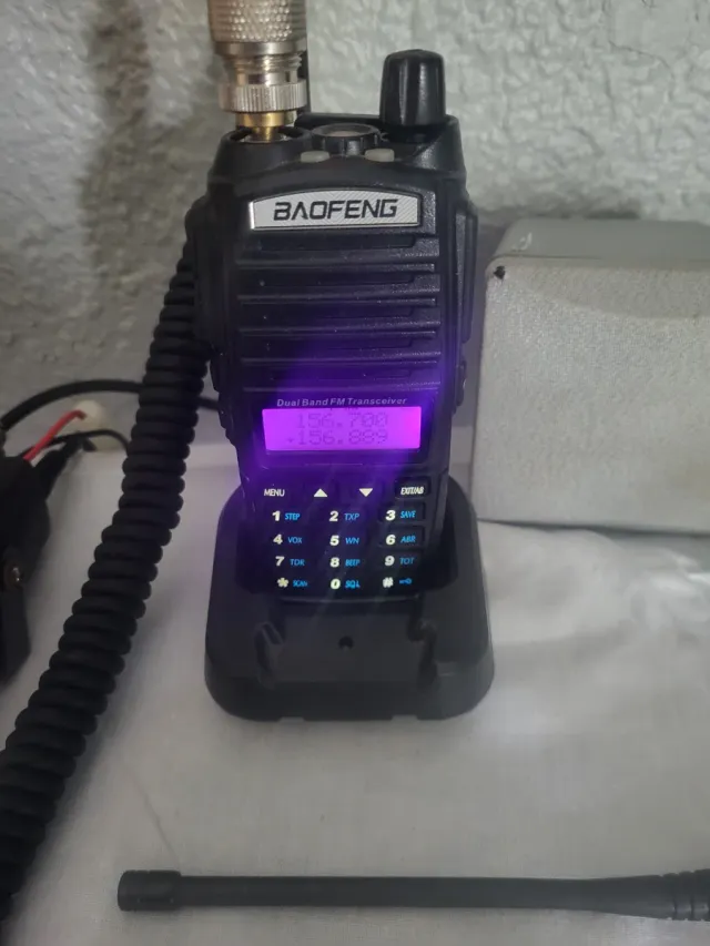 Walkie Baofeng UV-82 Negro/Morado