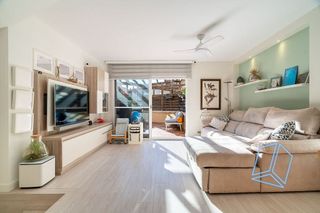 Casa adosada en venta en Pla de Sant Pere-Les Salines en Cubelles