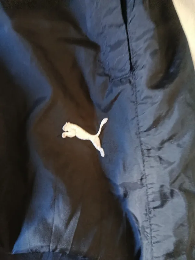 Pantalón deportivo Puma negro