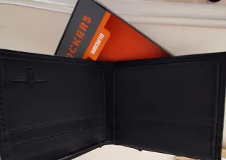 Cartera Caballero Piel Negra Dockers