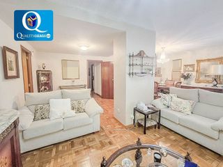 Piso en venta en Ensanche - Diputación en Alicante