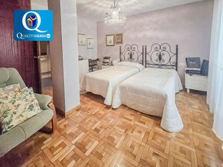 Piso en venta en Ensanche - Diputación en Alicante