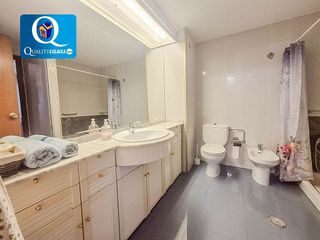 Piso en venta en Ensanche - Diputación en Alicante