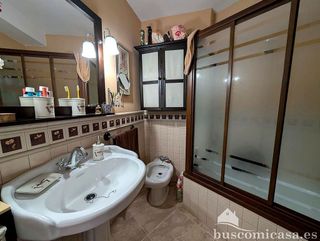 Piso en venta en Linares