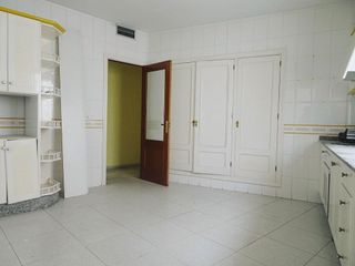 Piso en venta en Lucena
