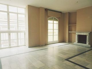 Piso en venta en Lucena