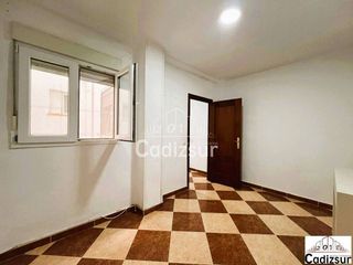 Piso en venta en La Laguna en Cádiz