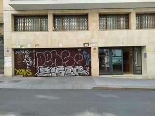 Garaje en venta en Universidad - Malasaña en Madrid