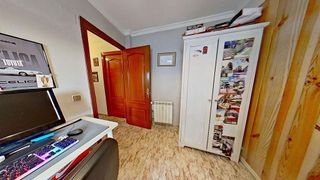 Piso en venta en Fuentebella-San Felix-El Leguario en Parla