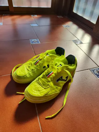 Zapatillas fútbol sala Joma amarillas