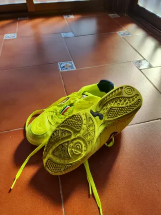 Zapatillas fútbol sala Joma amarillas