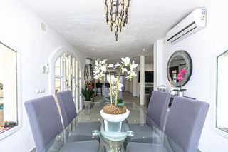 Chalet en venta en Campos de Golf - Villa Martin - Los Dolses en Orihuela