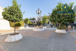 Casa adosada en venta en Atarfe