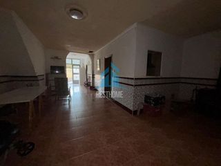 Chalet en venta en Zona Urbanizaciones en Alzira