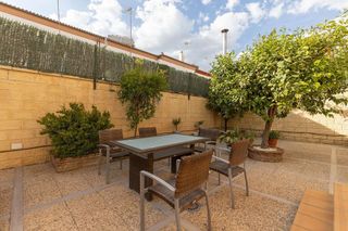 Chalet en venta en Atarfe