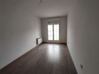 Casa adosada en venta en Tomelloso