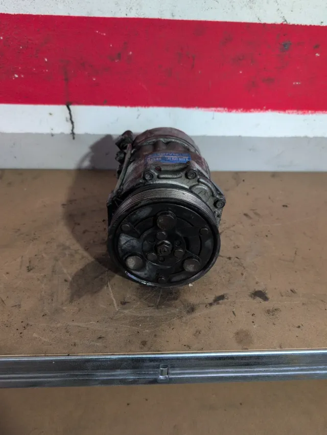 Compresor Aire Acondicionado 1J0820803K