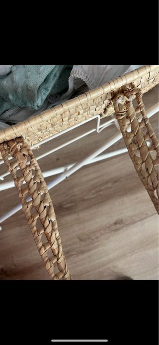 Moisés capazo con patas plegables