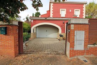 Chalet en venta en Cabanillas del Campo