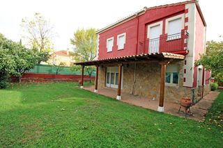 Chalet en venta en Cabanillas del Campo