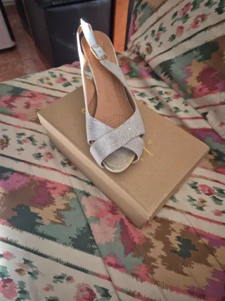 Sandalias plateadas Jerry Seinfeld