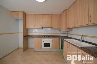 Casa adosada en venta en Sentmenat