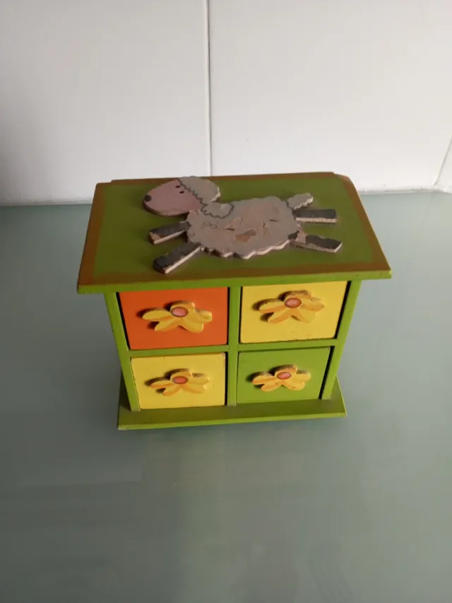 Joyero infantil de madera