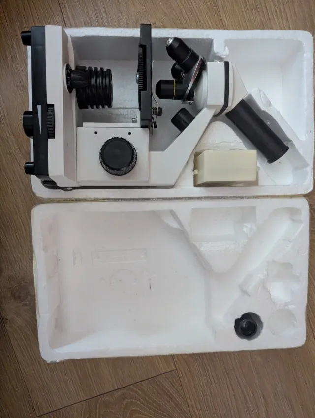 Microscopio 40X-400X