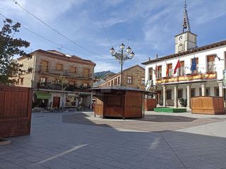 Piso en venta en Miraflores de la Sierra