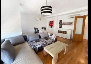 Piso en venta en Monserrat