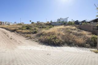 Terreno en venta en Zubia (La)