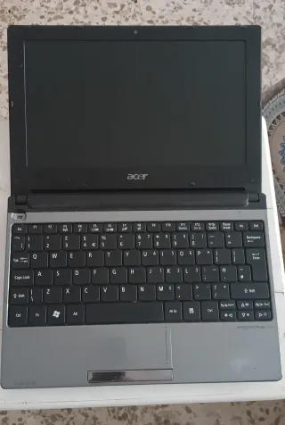 Acer Aspire One Portátil Gris ⚠️ No funciona