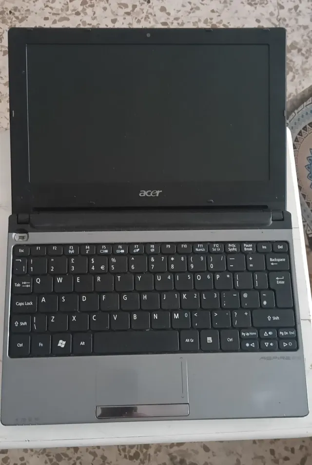 Acer Aspire One Portátil Gris ⚠️ No funciona