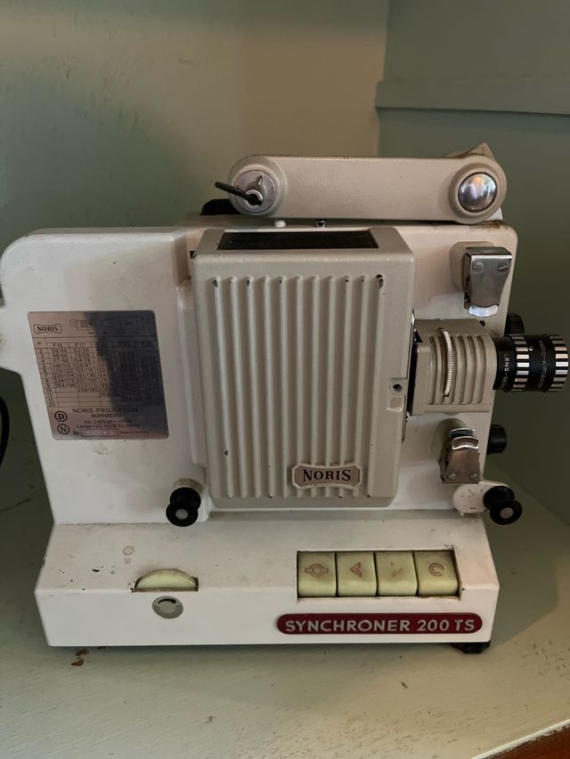 Proyector PelículaNoris Synchroner200TS Funciona