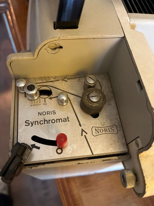 Proyector PelículaNoris Synchroner200TS Funciona