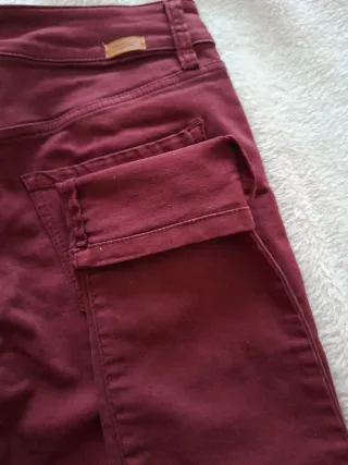 Pantalón Massimo Dutti Burdeos Talla 34