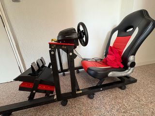 Cockpit Sim Racing Thrustmaster T300