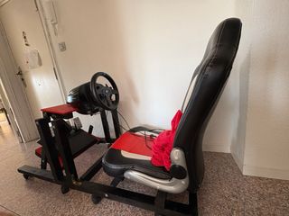 Cockpit Sim Racing Thrustmaster T300