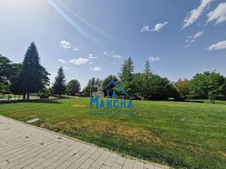 Piso en venta en Hermanos Falcó - Sepulcro Bolera en Albacete