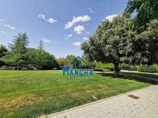 Piso en venta en Hermanos Falcó - Sepulcro Bolera en Albacete