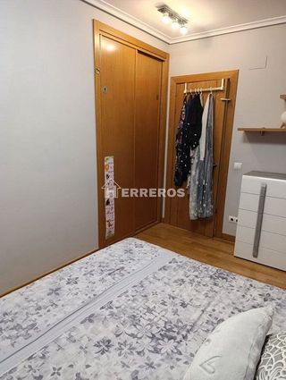 Piso en venta en Universidad - Los Lirios en Logroño