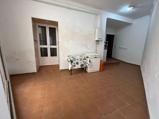 Casa adosada en venta en Marchena