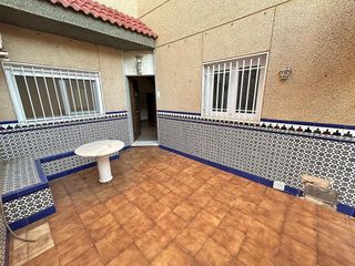 Casa adosada en venta en Roquetas Centro en Roquetas de Mar